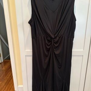Isaac Mizrahi XL gorgeous black dress